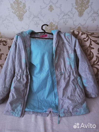 Куртка на весну для девочки 140