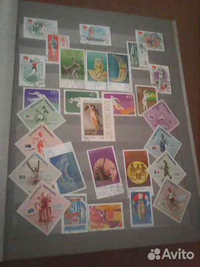 Книга почтавих марок штук 800