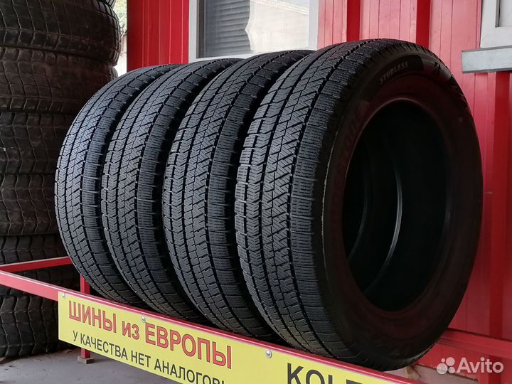 Bridgestone Blizzak VRX2 225/60 R17