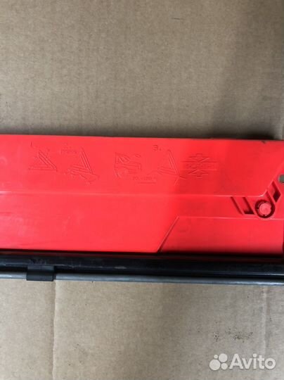 Знак аварийной остановки mercedes