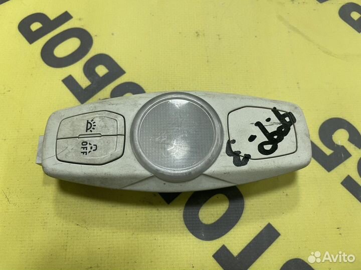 Плафон салонный Ford Focus 3