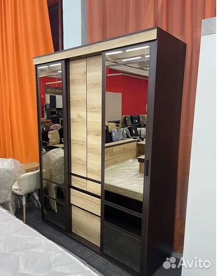 Шкаф-купе 150 см. с Зеркалом