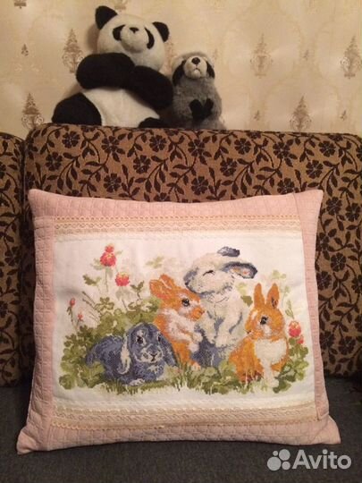 Подушка интерьерная