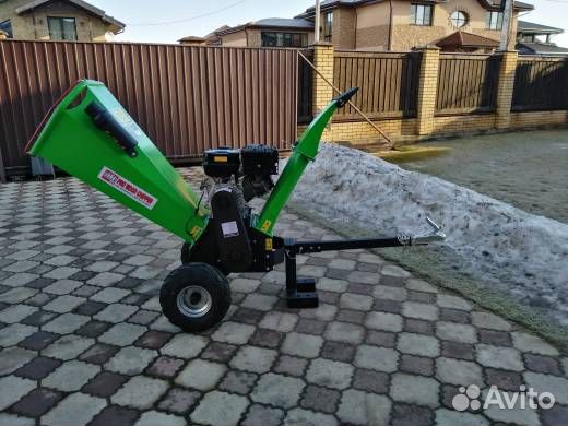 Измельчитель веток, древесины, дробилка