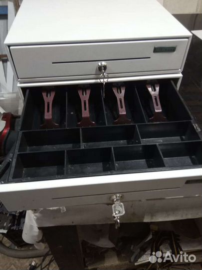 Денежный ящик