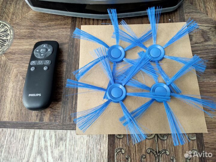 Робот-пылесос Philips smart pro easy fc8796