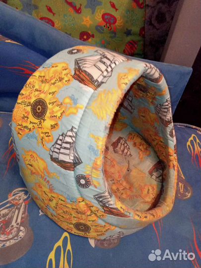 Лежак домик с подушкой или торс