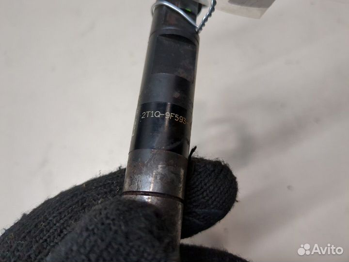 Форсунка топливная Ford Focus 1, 2004