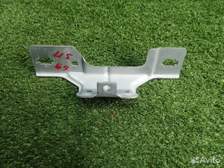 Кронштейн задний левый Mercedes Glk