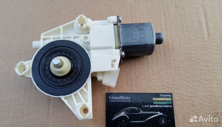 Мотор стеклоподъёмника мерседес GLK 204