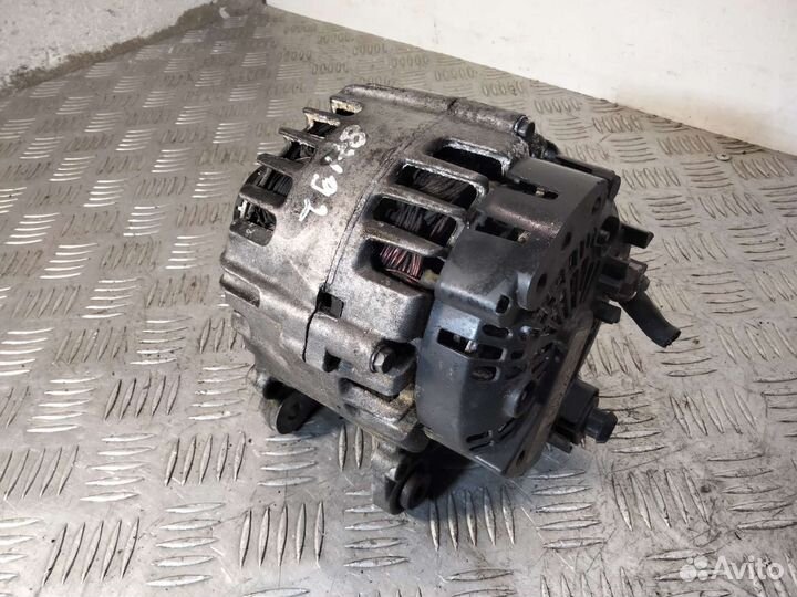 Генератор Audi Q5 A4B8 3.0 дизель 150 а