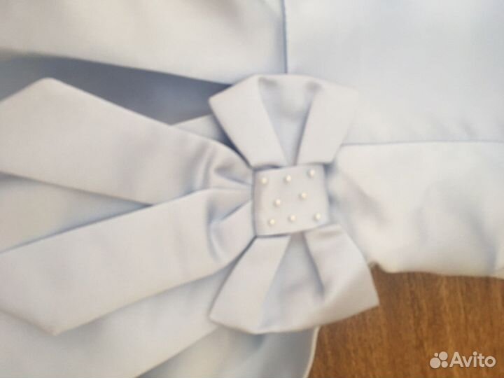 Новое Красивое атласное платье