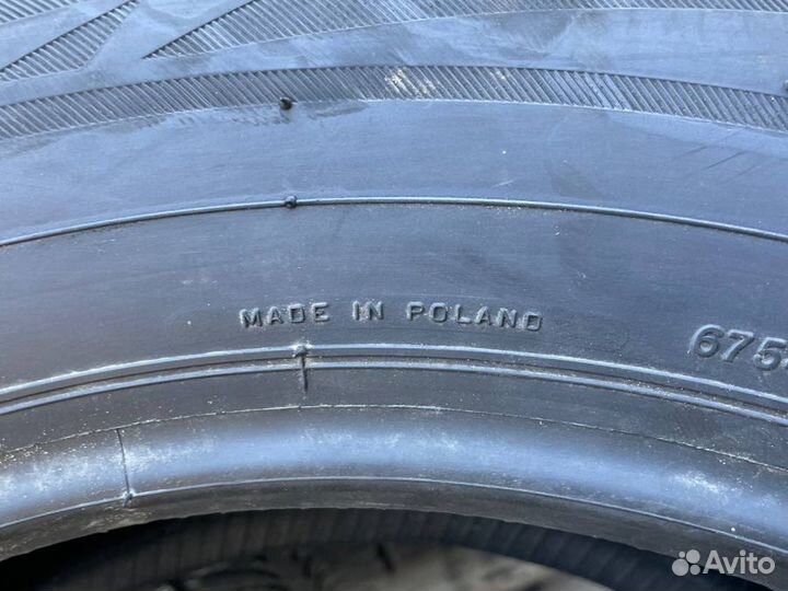 Bridgestone Blizzak LM-80 Evo 235/60 R18