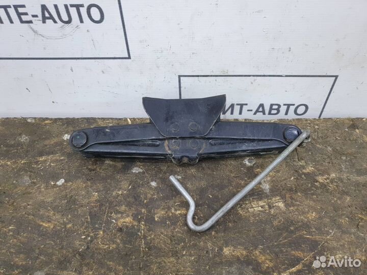 Домкрат Mercedes W221 S