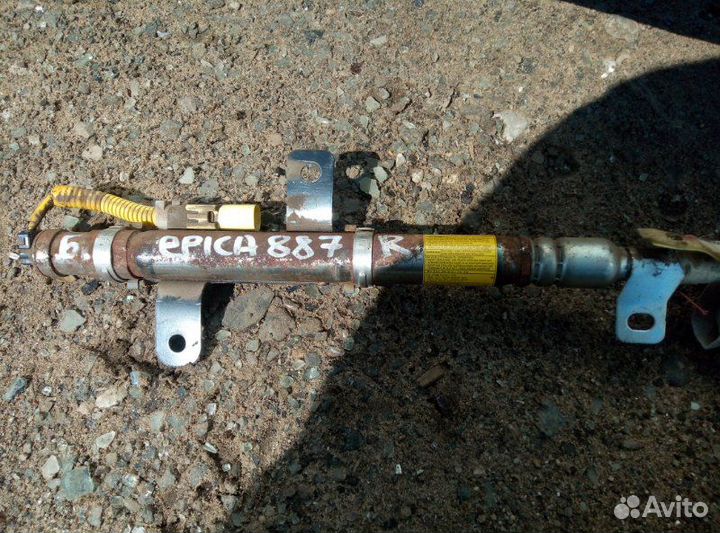 Шторка безопасности правая Chevrolet Epica X20D1