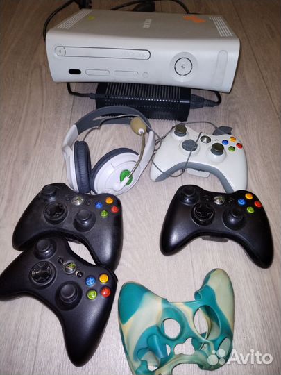 Xbox 360 бу прошитый 3.0 не открывается дисковод