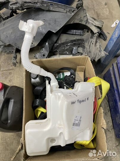 Бачок омывателя volkswagen tiguan 2