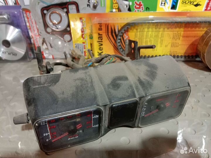 Панель приборов на мотоцикл