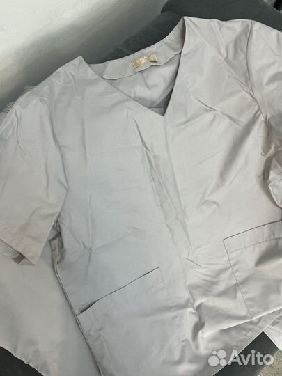 Медицинский костюм новый