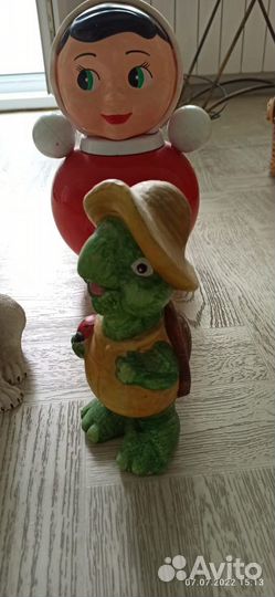 Сувениры, копилки, неваляшка