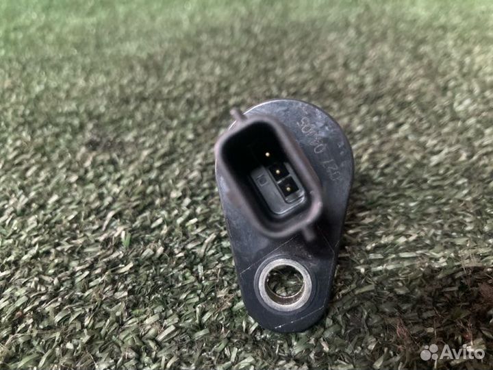 Датчик положения коленвала Nissan Qashqai J10E