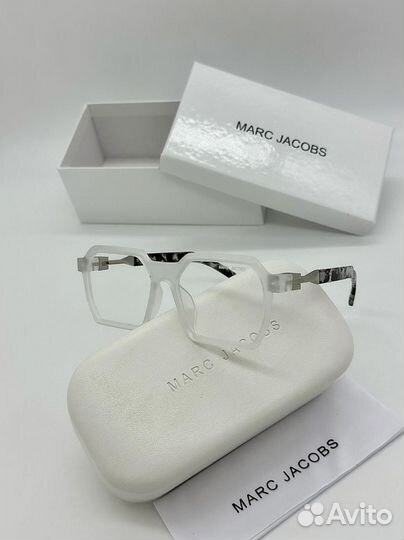 Солнцезащитные очки marc jacobs