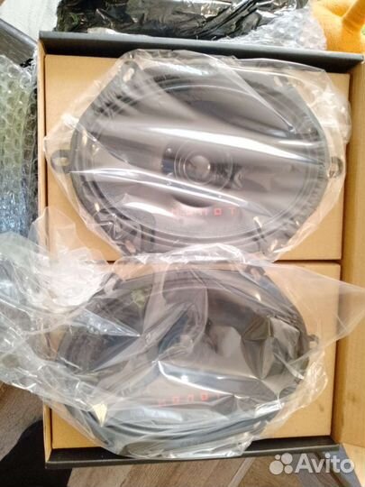 Колонки в автомобиль