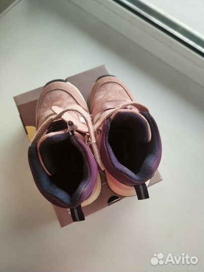 Ботинки демисезонные для девочки 24 размер