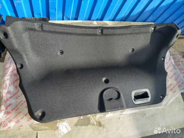 Обшивка крышки багажника Kia Cerato 1