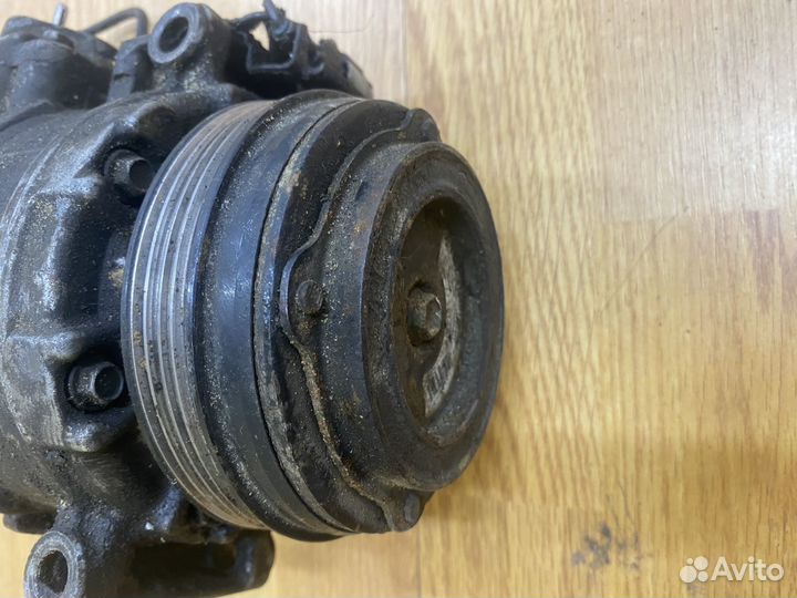 Компрессор кондиционера BMW X5 E70 X6 E71 F01 F02