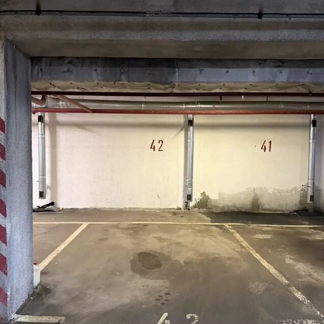 Машиноместо, 12 м²