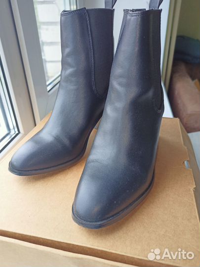 Ботильоны Reserved