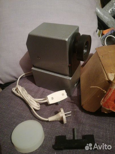 Диапроектор дм -4Т