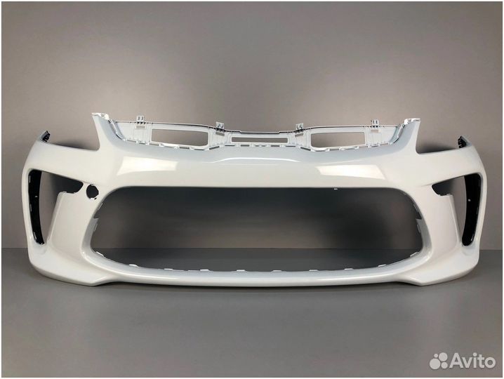 Бампер Kia Rio 4 с 2017 г,цвет Белый