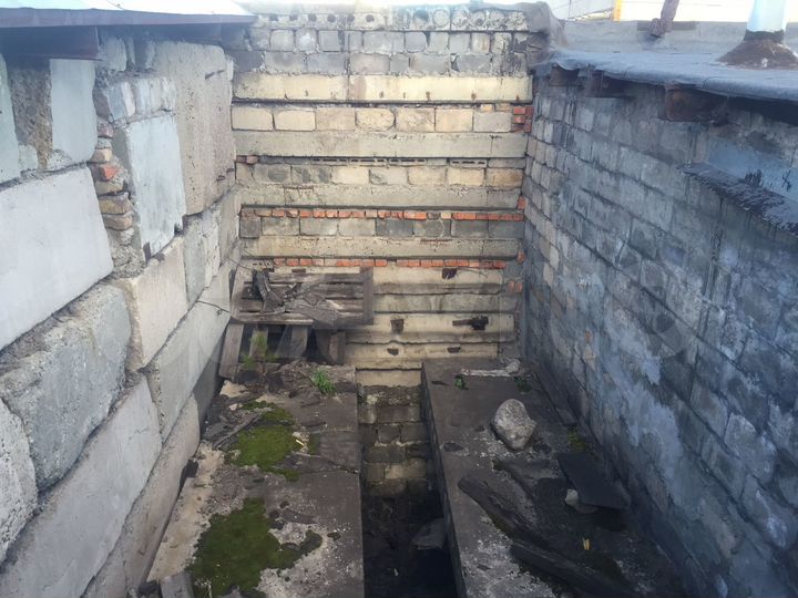 Гараж, > 30 м²