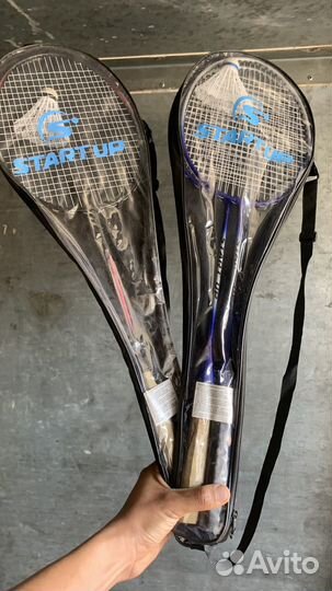 Ракетка для бадминтона