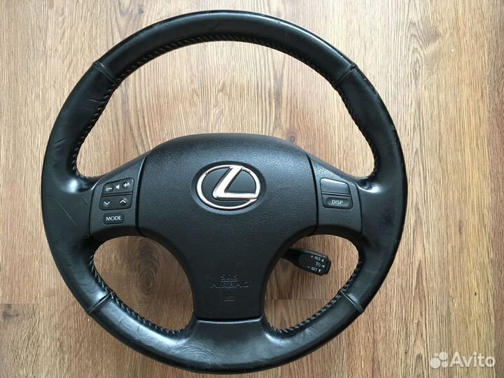 Руль с подушкой на Lexus IS250