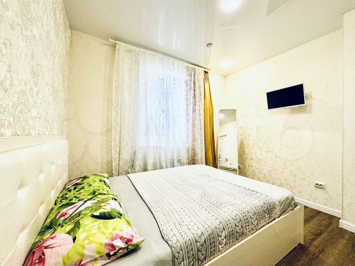 2-к. квартира, 54 м², 3/5 эт.