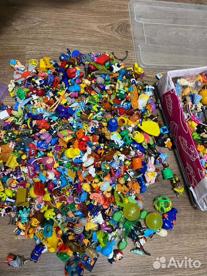 Игрушки из киндера