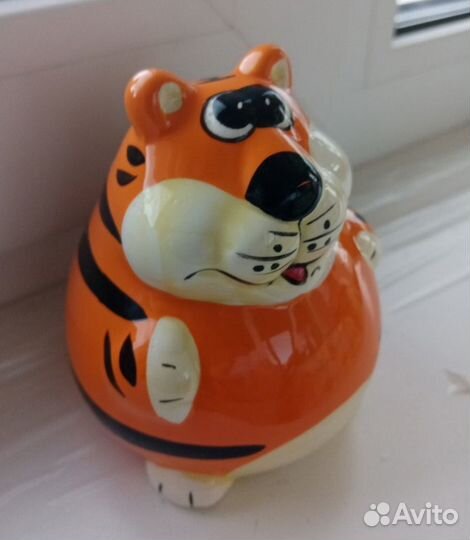 Фарфоровая статуэтка копилка Кот, новая