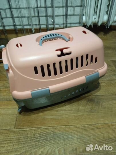 Переноска для кошек пластиковая