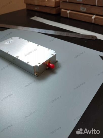 Генератор помех 0.9GHz - 900MHz 30W