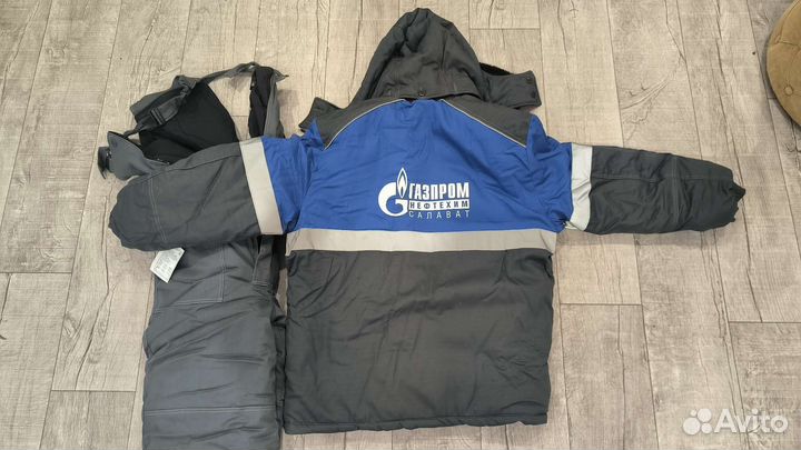 Защитный костюм