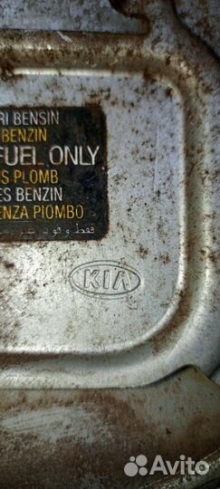 Лючок бензобака Kia Sportage 2 SUV 2.0 G4GC 2007