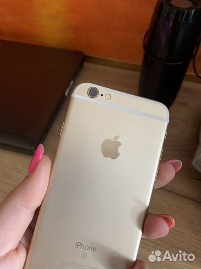 Телефон iPhone 6s plus