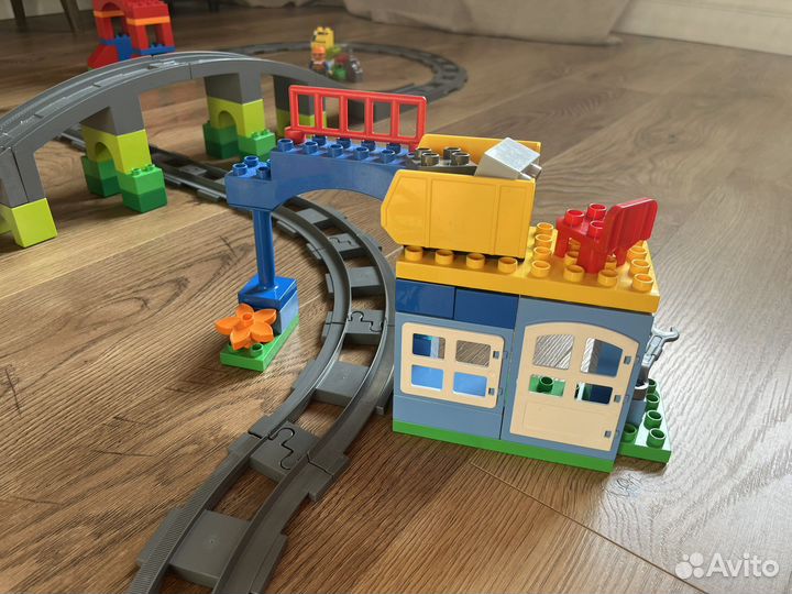 Lego duplo железная дорога 10508