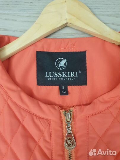 Куртка демисезонная женская 42