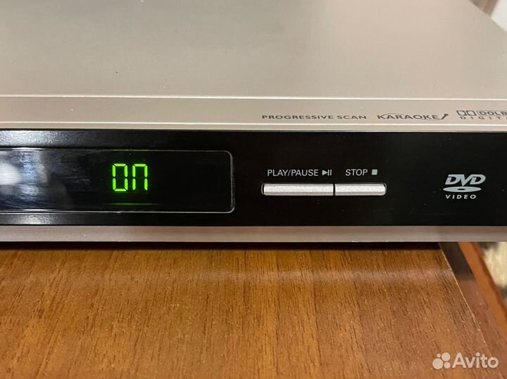 DVD видео плеер с караоке Philips DVP3040K