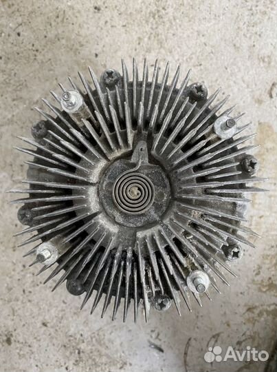 Вискомуфта Land Cruiser 200 4.5D