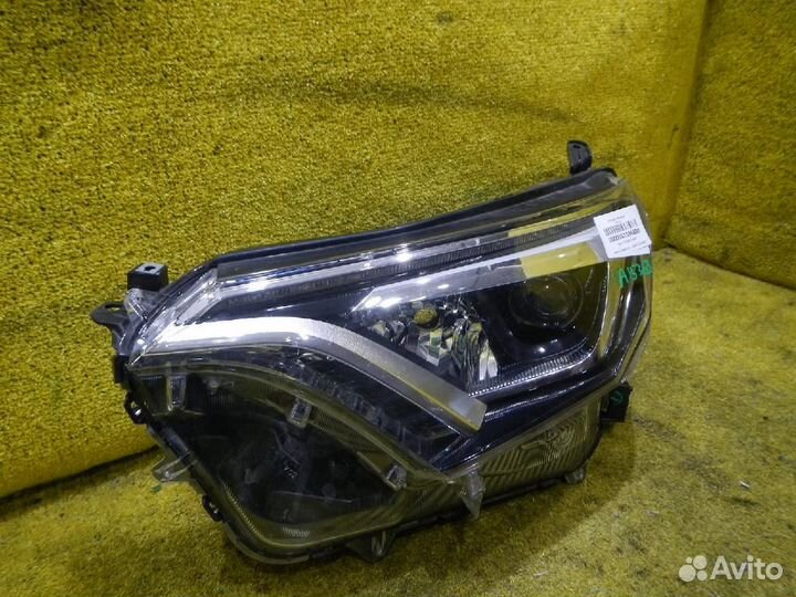 Фара левая Toyota RAV4